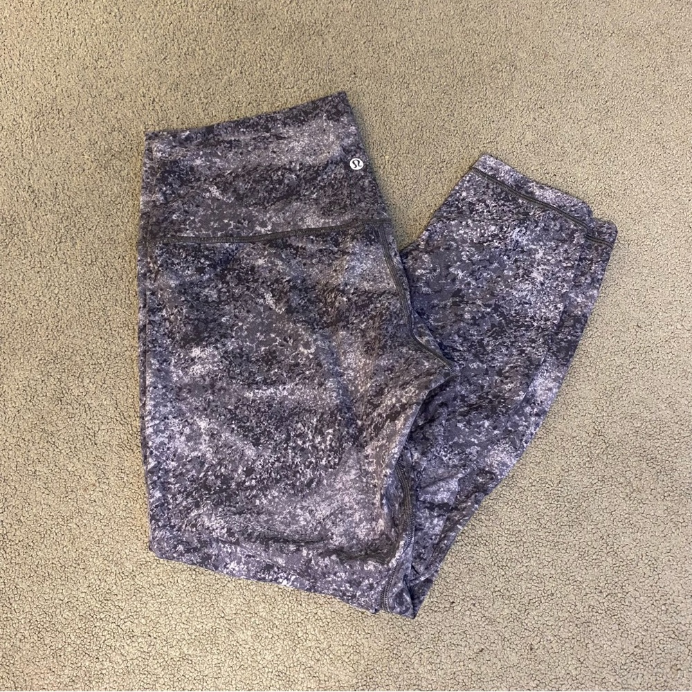 Gray Patterned Leggings - image 2